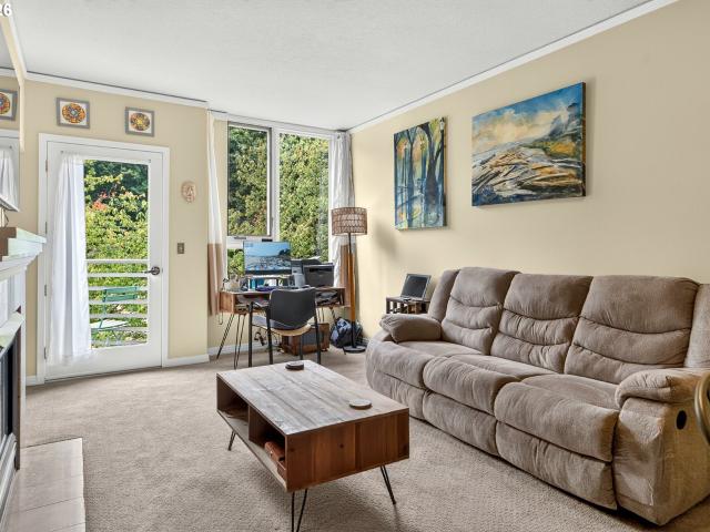 Condo for sale in Oregonia