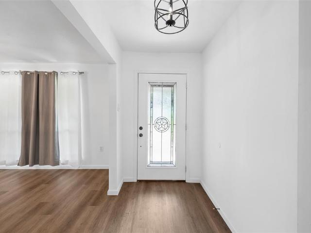 House for sale in Woodway, Texas