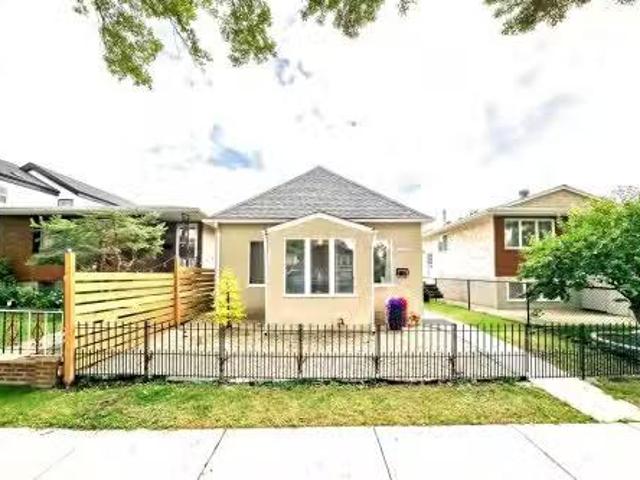 House for sale in Wedgewood, Alberta
