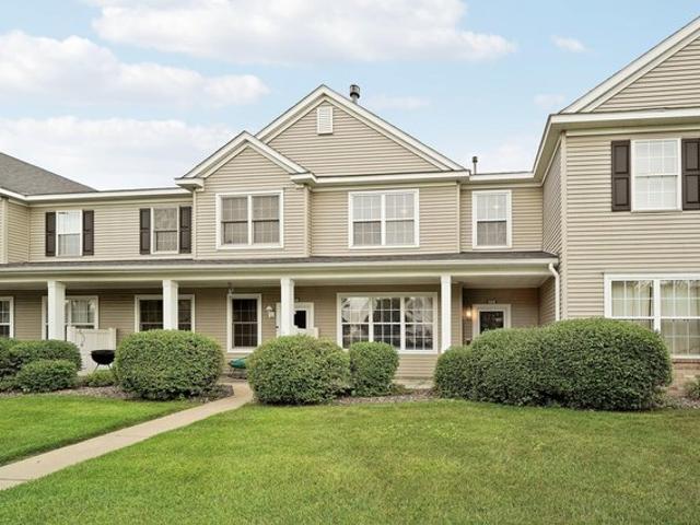 Townhouse for sale in Blaine, Minnesota