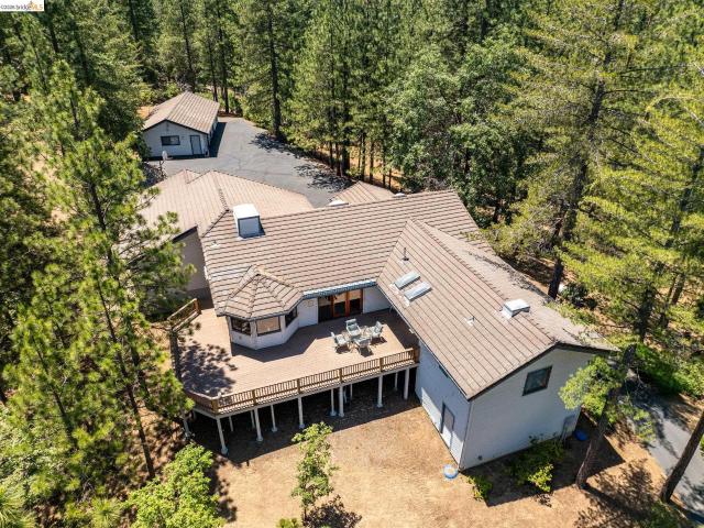 House for sale in Groveland, Tuolumne County