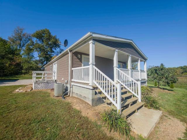 House for sale in Flat Rock, Lawrence County