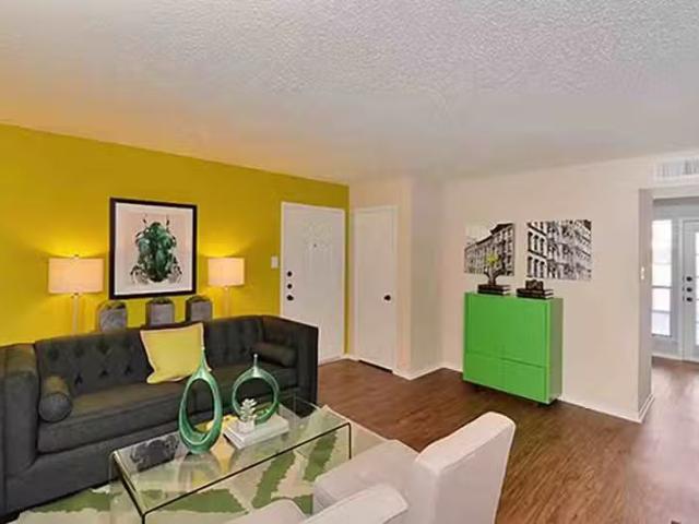 Condo for rent in Carrollton