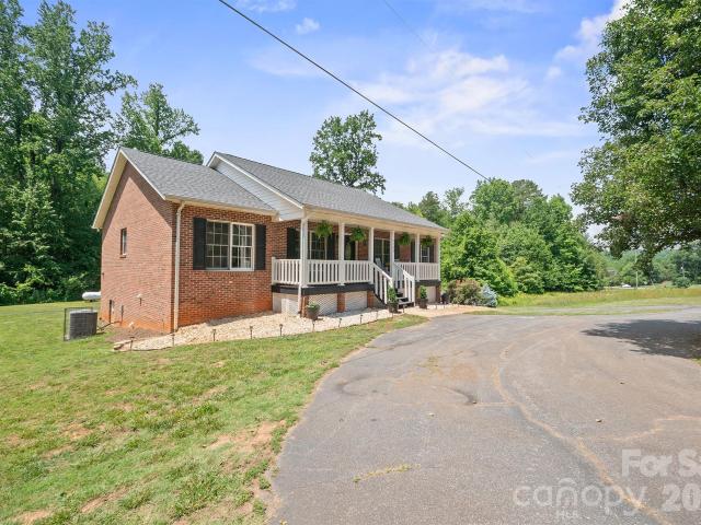 House for sale in Catawba, North Carolina
