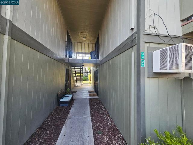 Condo for sale in Concord Condo for sale in Concord