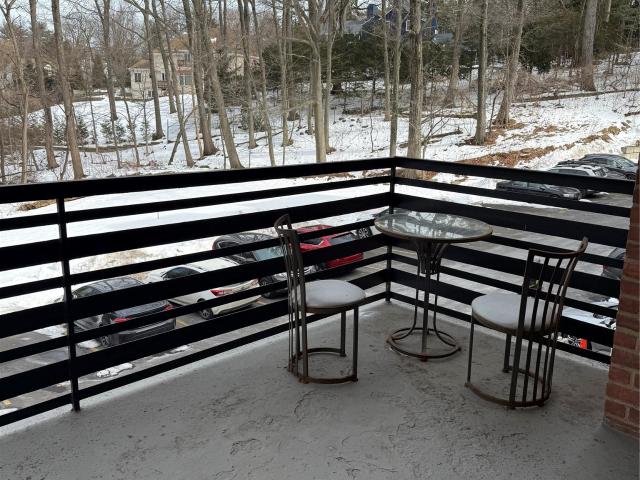 Condo for sale in Glenwood, New York