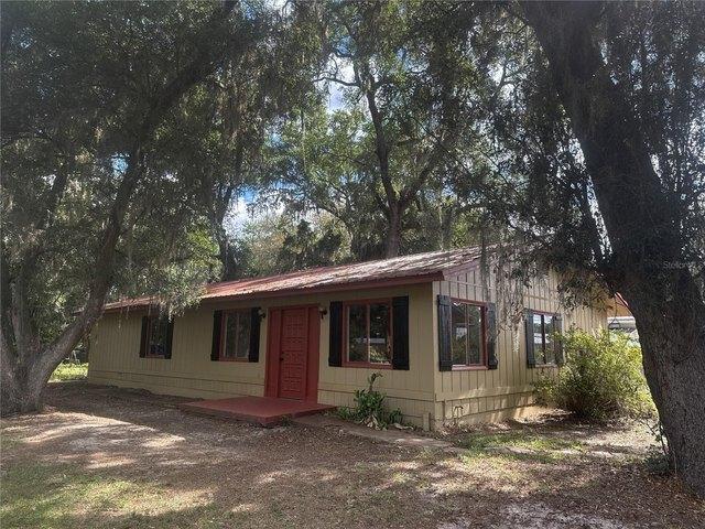 House for sale in Ocklawaha, Florida