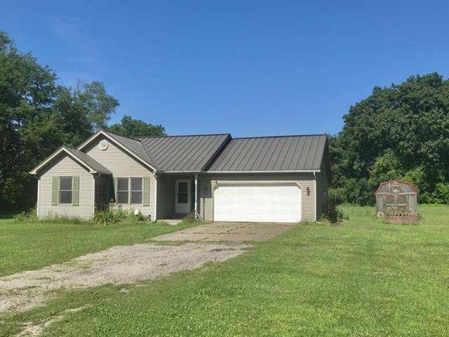 House for sale in White Pigeon, Michigan
