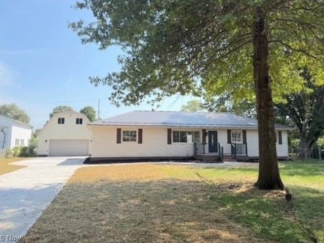 House for sale in Sandyville, Ohio