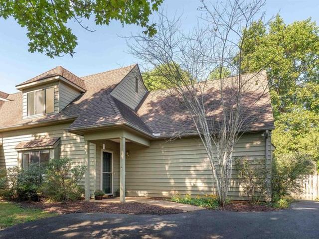 Townhouse for sale in Virginia