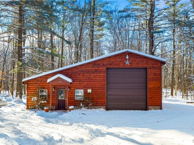 House for sale in Oneida, New York