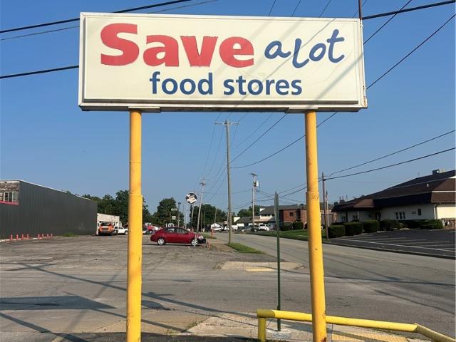 Commercial for sale in East Side, New Castle