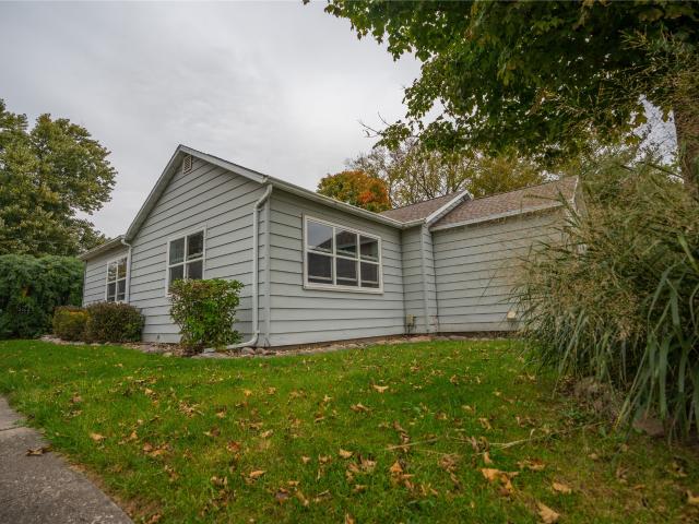 House for sale in Adel, Dallas County