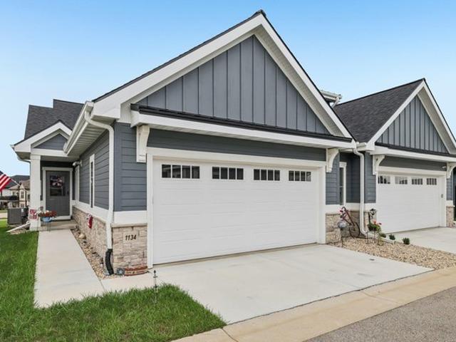 Condo for sale in Waunakee, Wisconsin