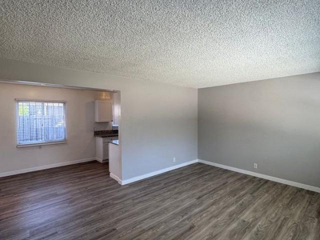 Apartment for rent in Long Beach, California