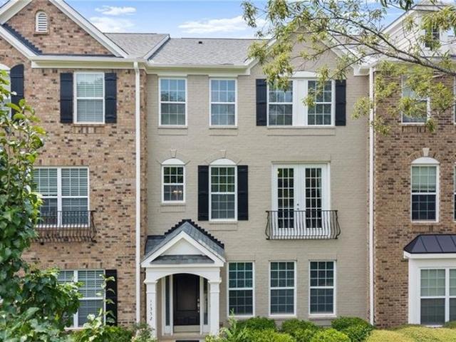 Townhouse for sale in Alpharetta, Georgia