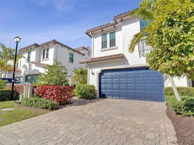 Property for sale in Pembroke Pines, Florida