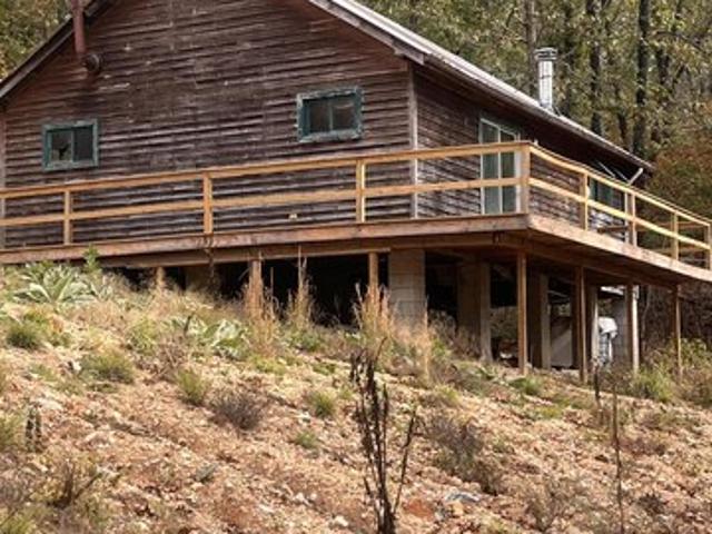 House for sale in Ava, Douglas County
