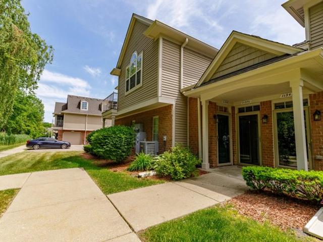 Condo for sale in Utica, Michigan