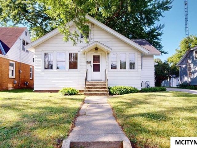 House for sale in Cerro Gordo, Iowa