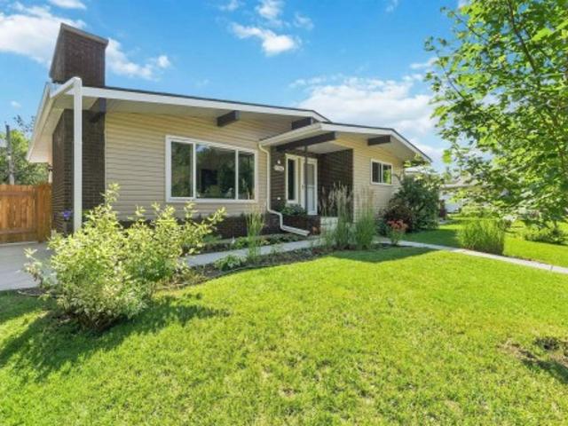 House for sale in Wedgewood, Alberta