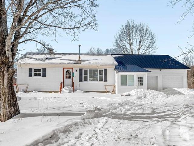 House for sale in Williamstown, Vermont