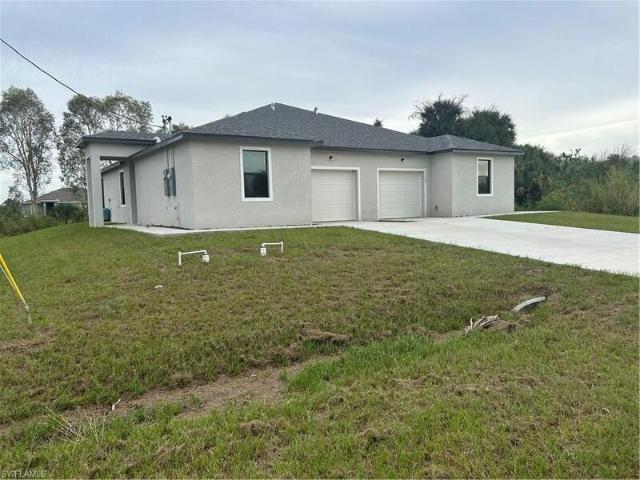 Duplex for sale in Lehigh Acres