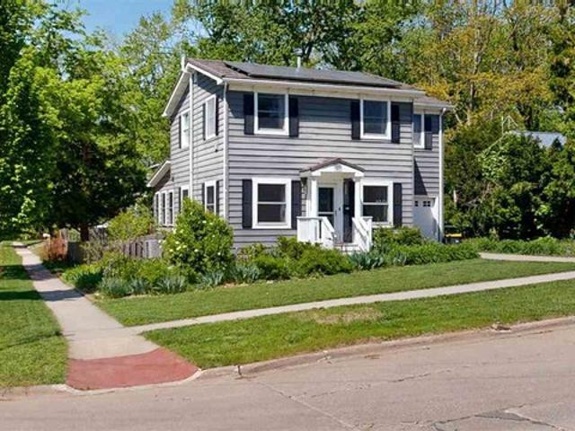 House for sale in Iowa City, Iowa