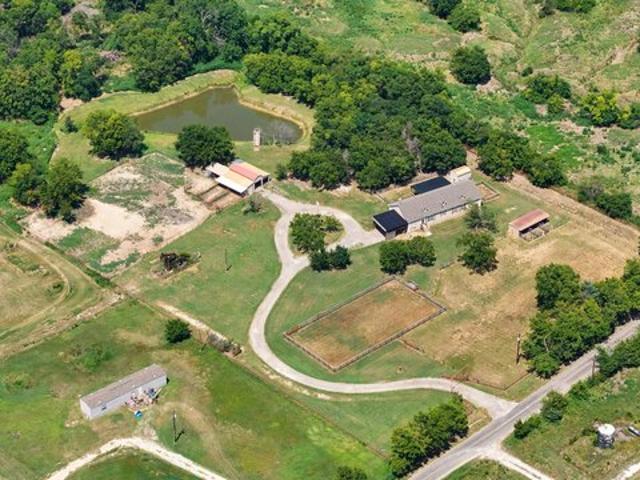 House for sale in Whitesboro, Texas