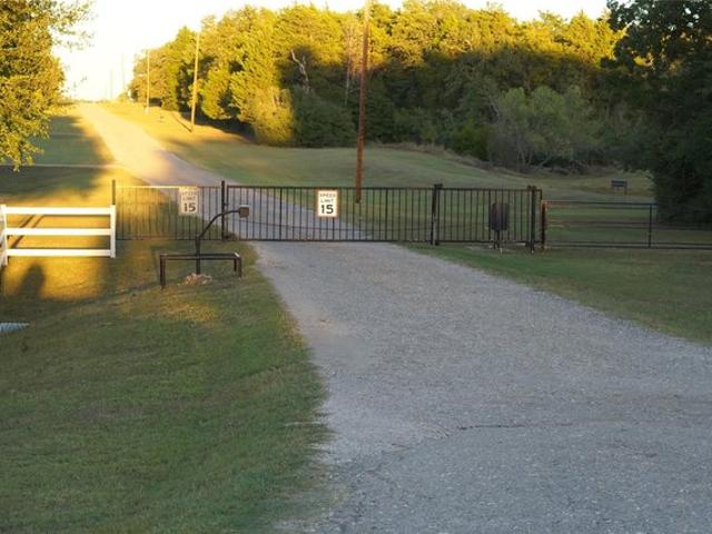 Land for sale in Lexington, Texas