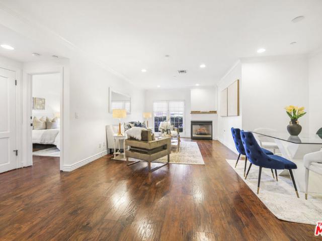 Condo for sale in Canoga Park, California