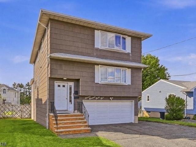 House for sale in Hudson, New Jersey