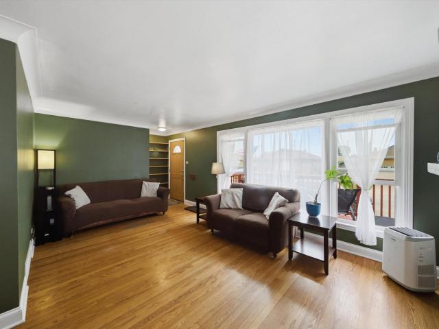 House for sale in Mount Greenwood, Chicago
