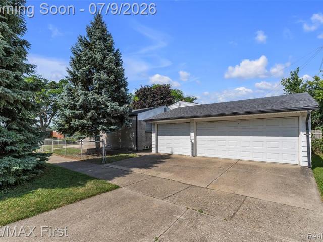 House for sale in Warren, Michigan