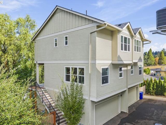 Condo for sale in Oregonia