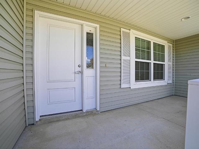 Property for sale in Oxford, Florida