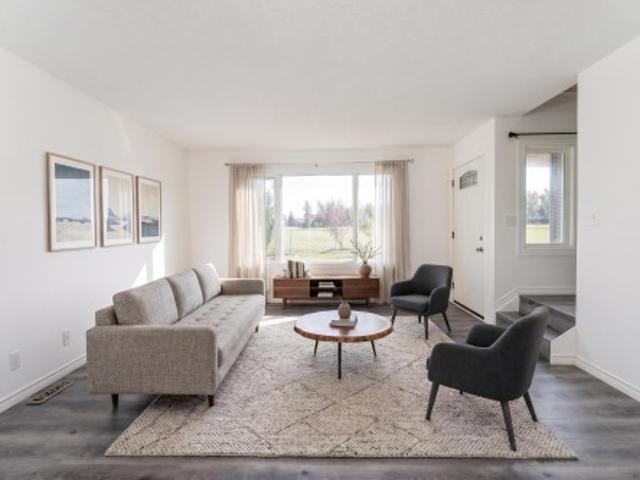 Townhouse for sale in Wedgewood, Alberta