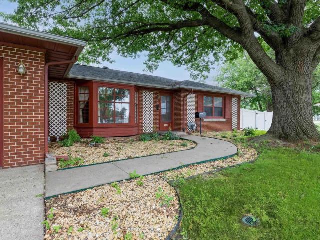 House for sale in Clinton, Iowa