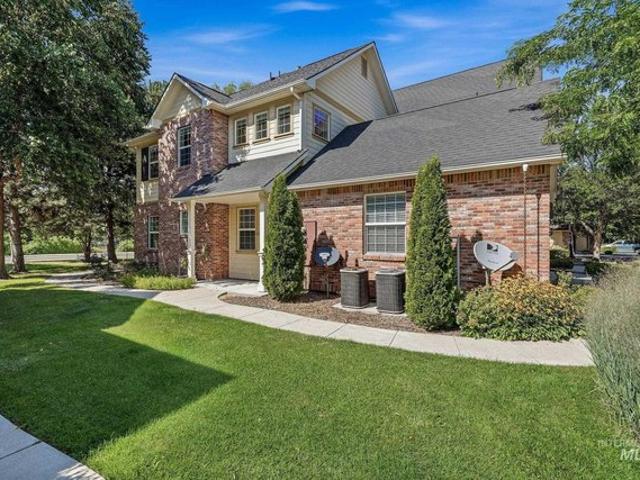 Condo for sale in Eagle, Idaho