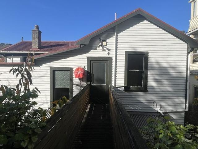 Apartment for rent in Paekākā, Wellington