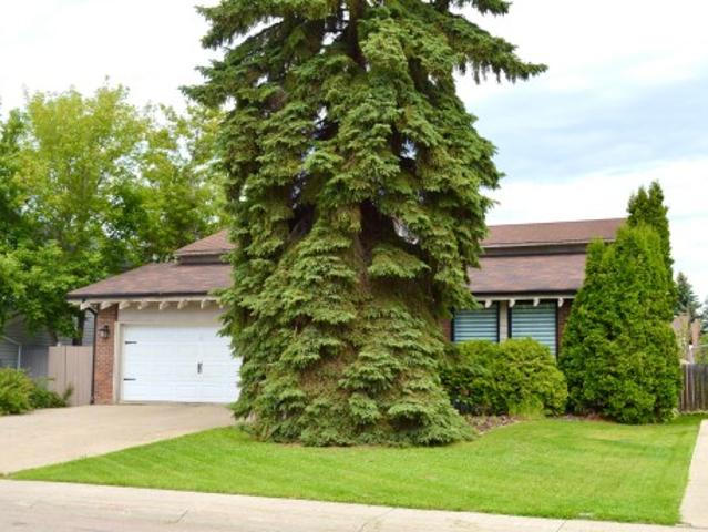 House for sale in Sherwood Park