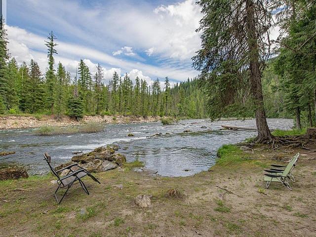 House for sale in British Columbia