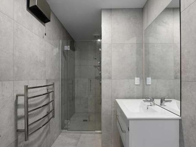 Townhouse for sale in Heathcote, Canterbury