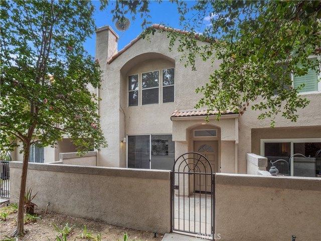 Townhouse for sale in Chatsworth, California