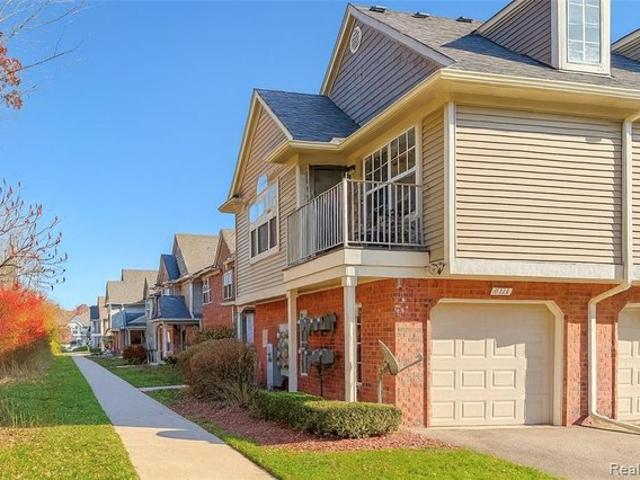 Condo for sale in Utica, Michigan