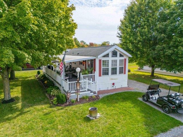 House for sale in Lakeview, Logan County