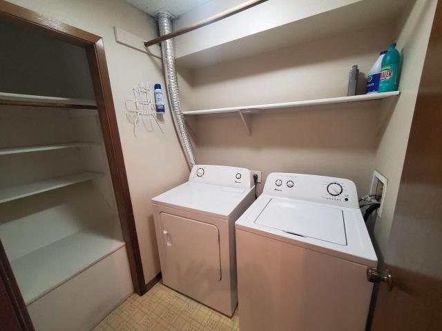 Apartment for rent in Windsor Heights, Iowa