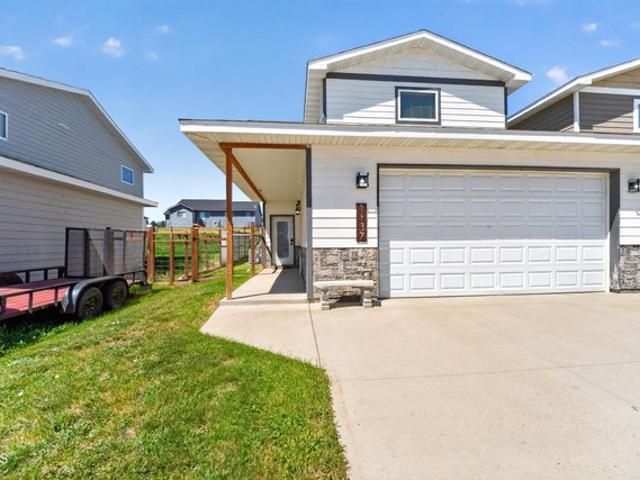 Townhouse for sale in Watford City, North Dakota