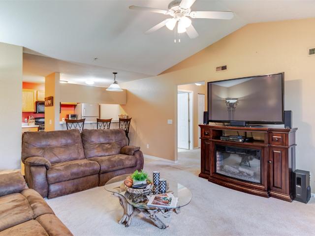 Condo for sale in Brandon Chase, Howell