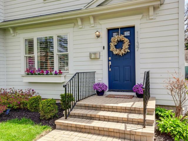 House for sale in Lake Forest